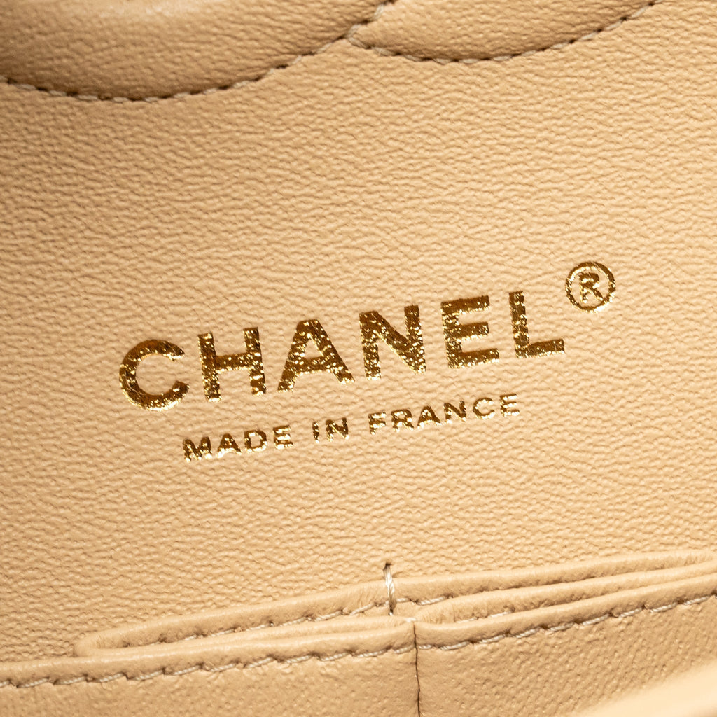 CHANEL MEDIUM CLASSIC DOUBLE FLAP BAG CAVIAR BEIGE LGHW (MICROCHIP)