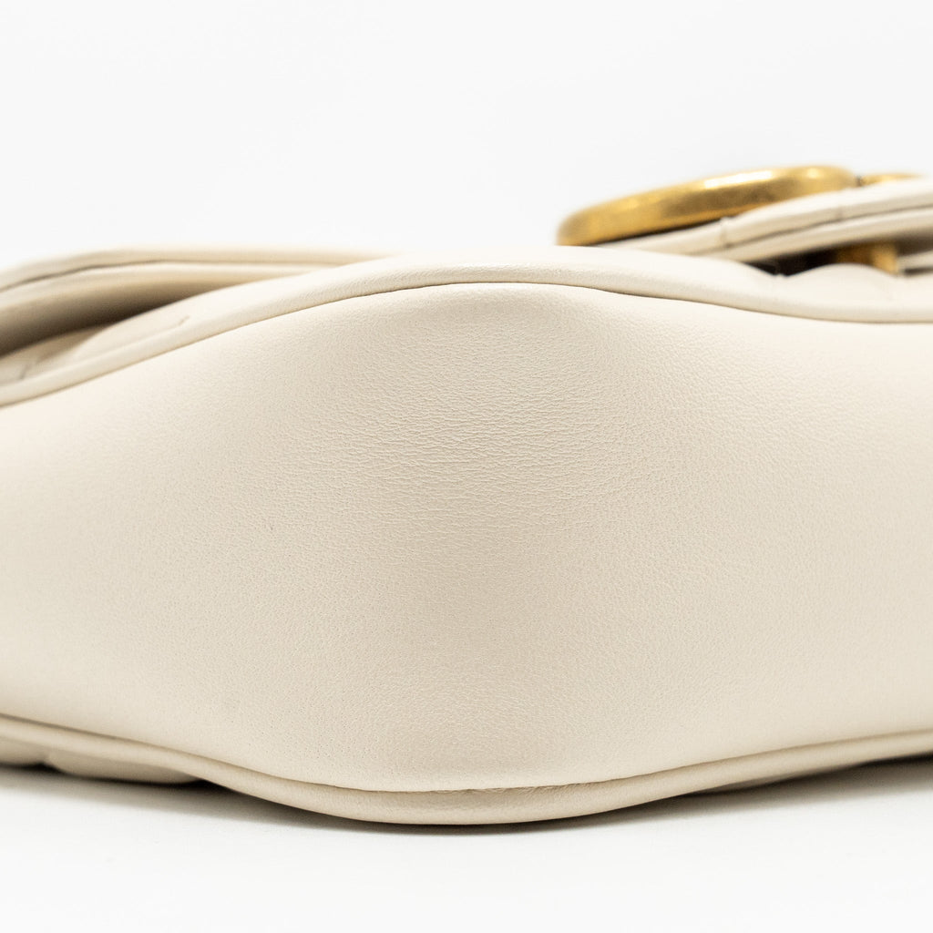 GUCCI GG MARMONT SUPER MINI CALFSKIN WHITE GHW