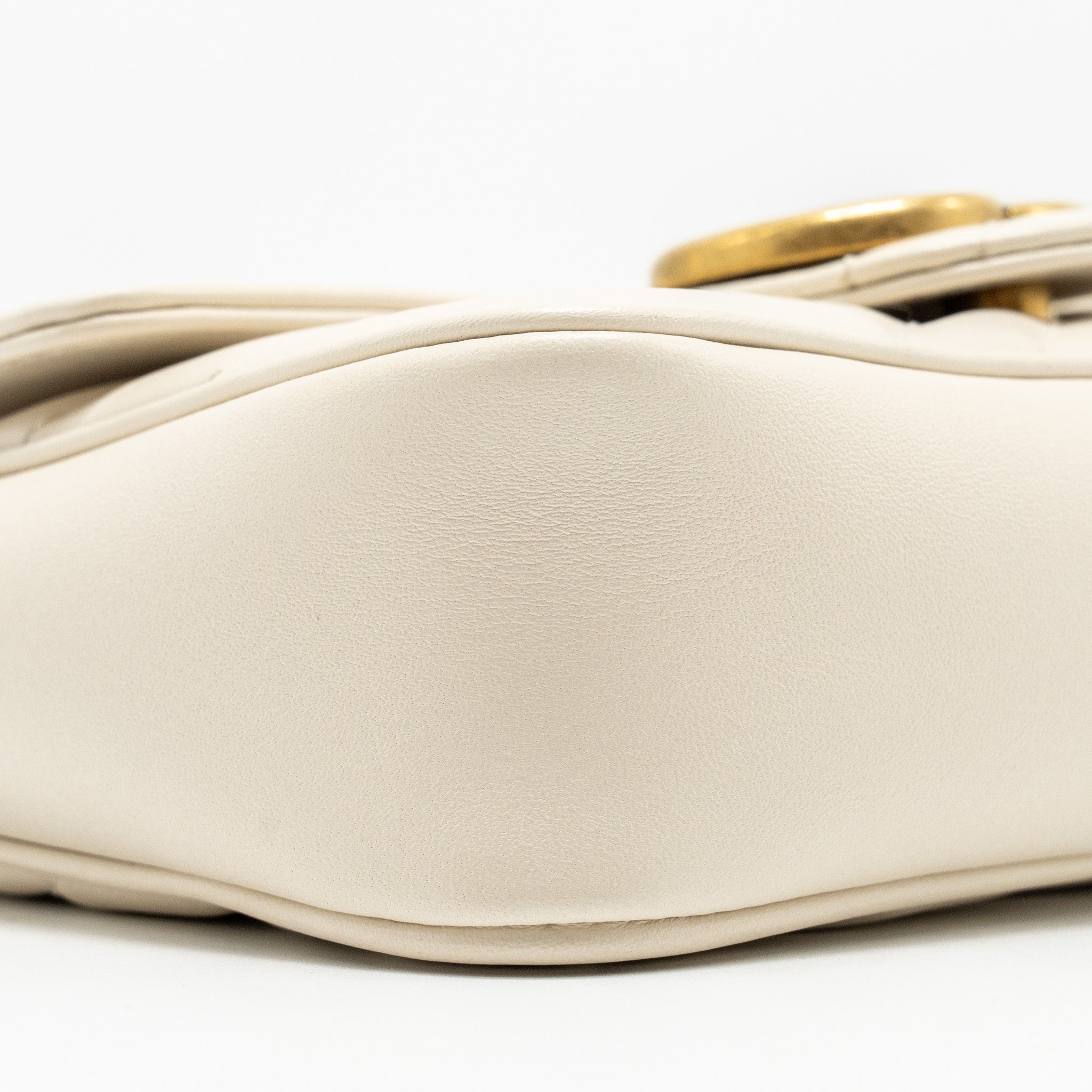 GUCCI GG MARMONT SUPER MINI CALFSKIN WHITE GHW