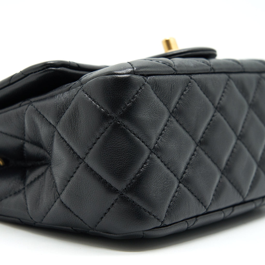 CHANEL 21B PEARL CRUSH MINI SQUARE FLAP BAG BLACK GHW (MICROCHIP)