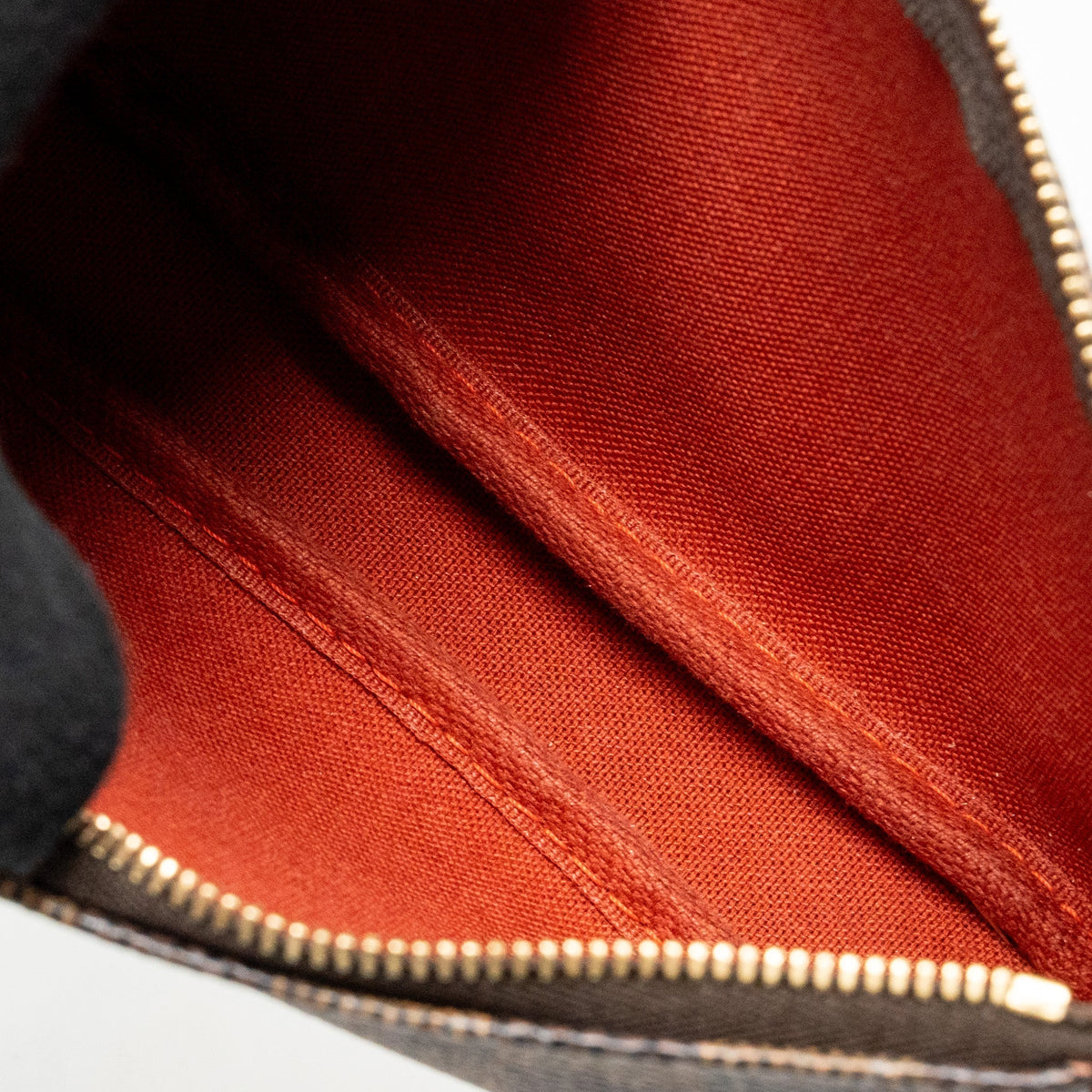 LOUIS VUITTON MARAIS BUCKET BAG DAMIER EBENE GHW