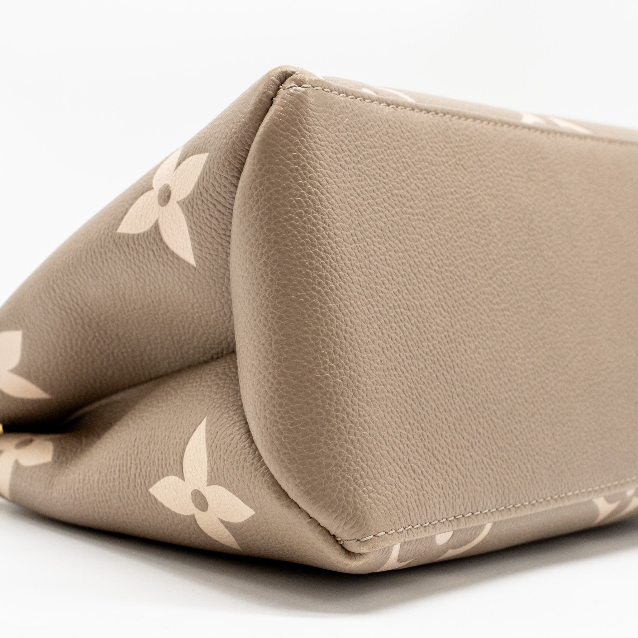LOUIS VUITTON PETIT PALAIS BAG BICOLOUR MONOGRAM EMPREINTE LEATHER TOURTERELLE/CREME GHW