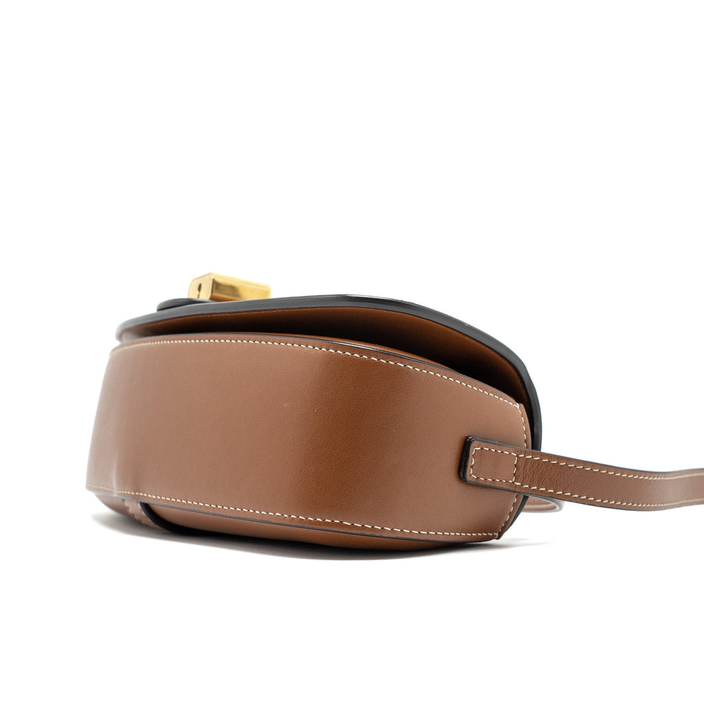 CELINE CLUTCH ON STRAP TABOU CALFSKIN TAN GHW