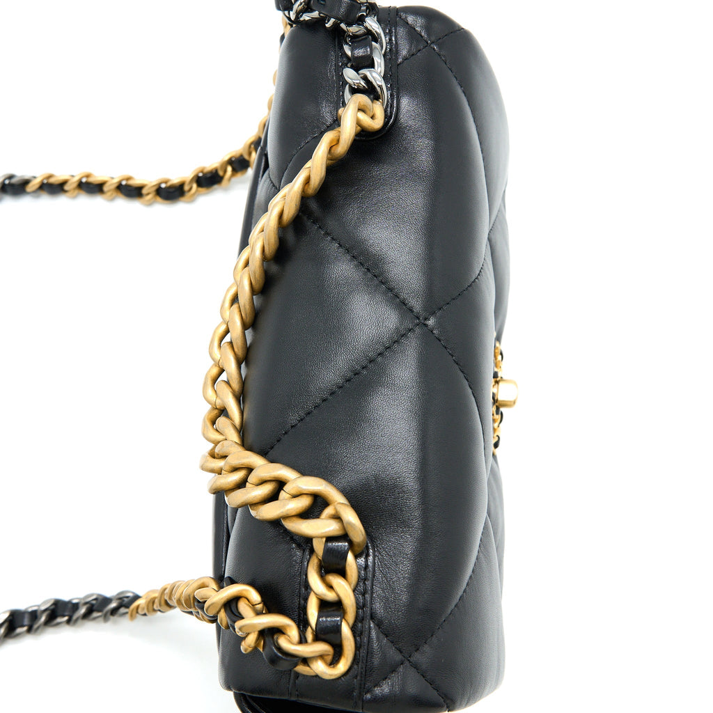 CHANEL SMALL 19 BAG LAMBSKIN BLACK MULTICOLOUR HARDWARE (MICROCHIP)