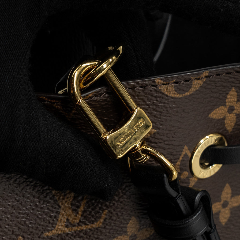 LOUIS VUITTON NEONOE MONOGRAM CANVAS/BLACK GHW