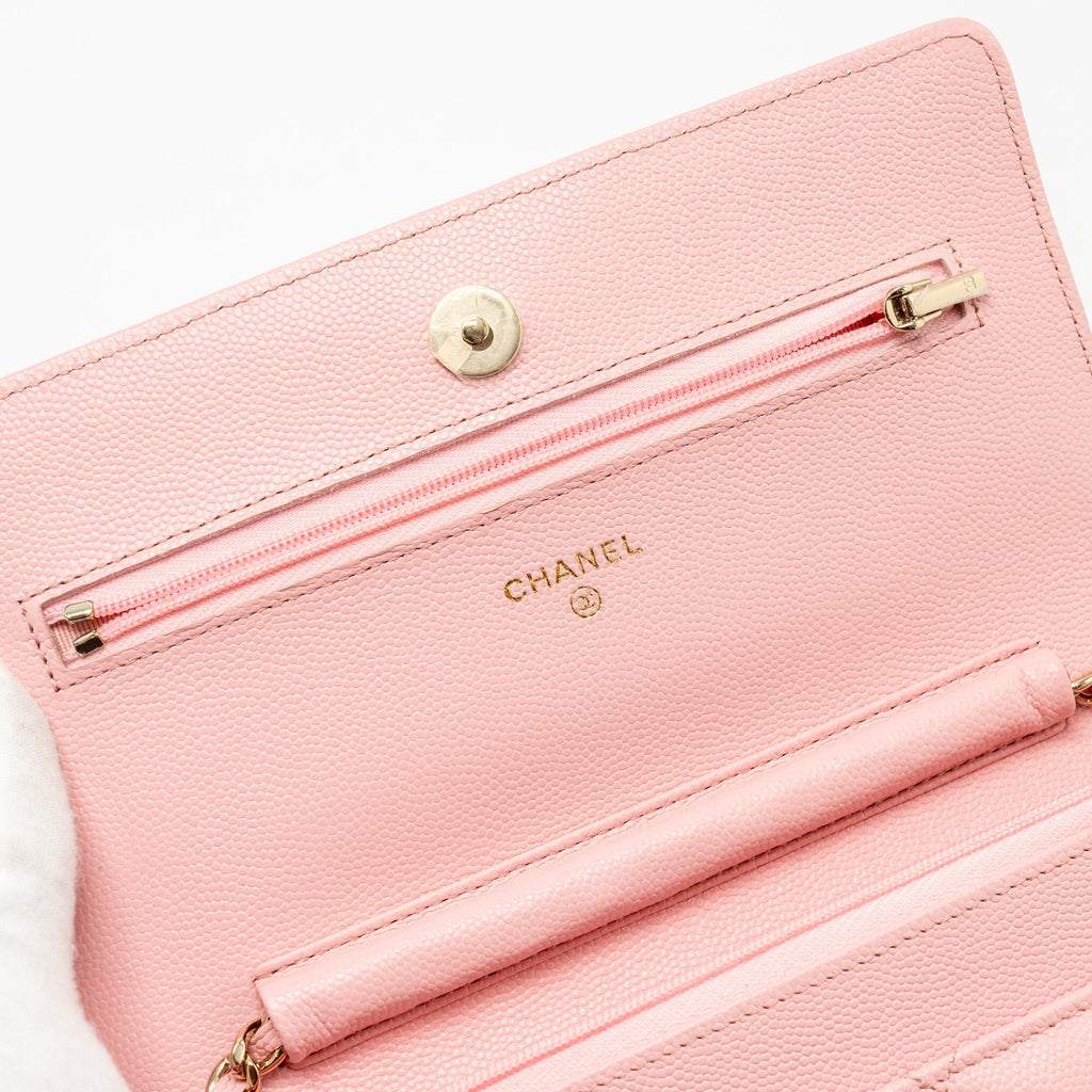CHANEL CLASSIC WALLET ON CHAIN CAVIAR PINK LGHW (MICROCHIP)