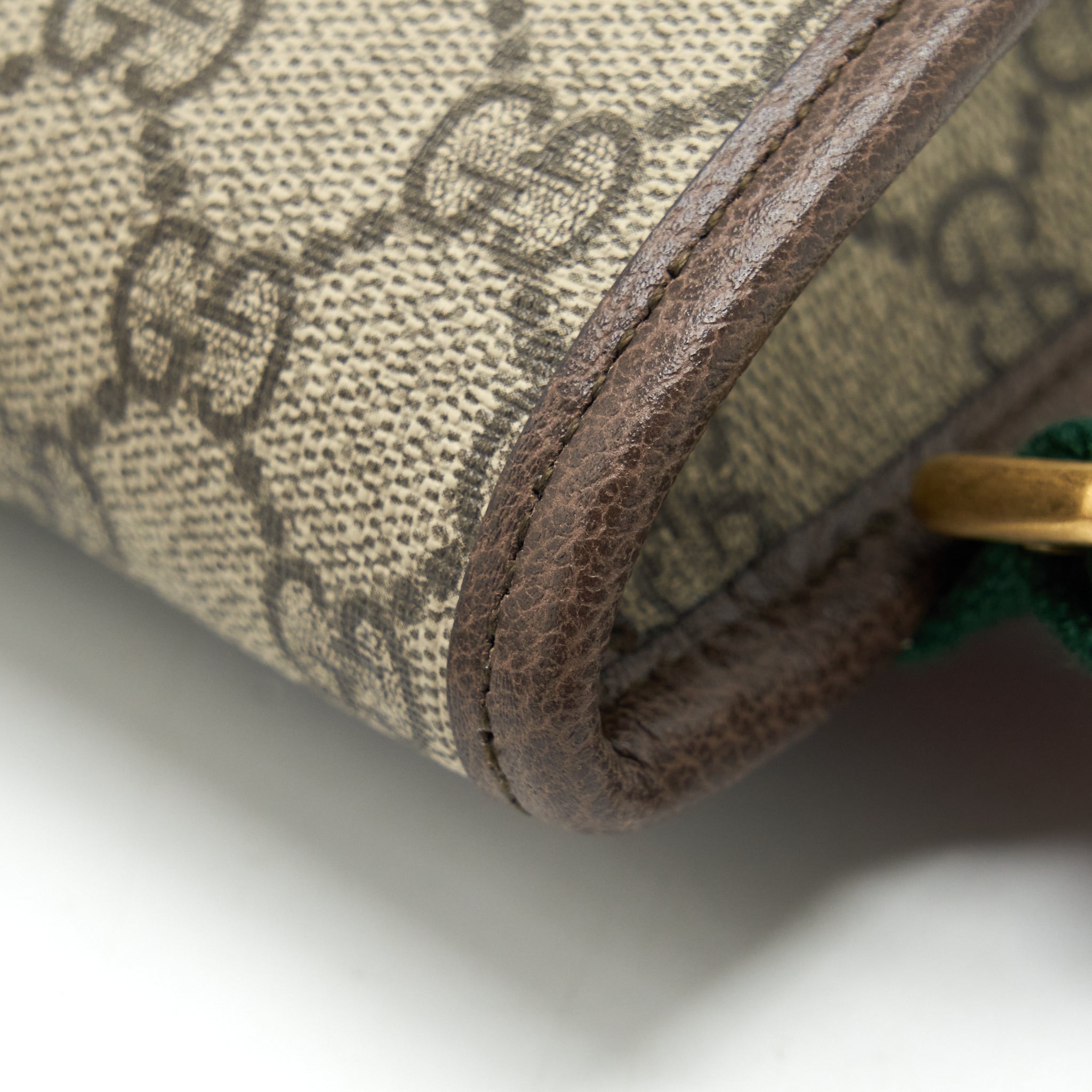 GUCCI GG SUPREME BELT BAG CANVAS