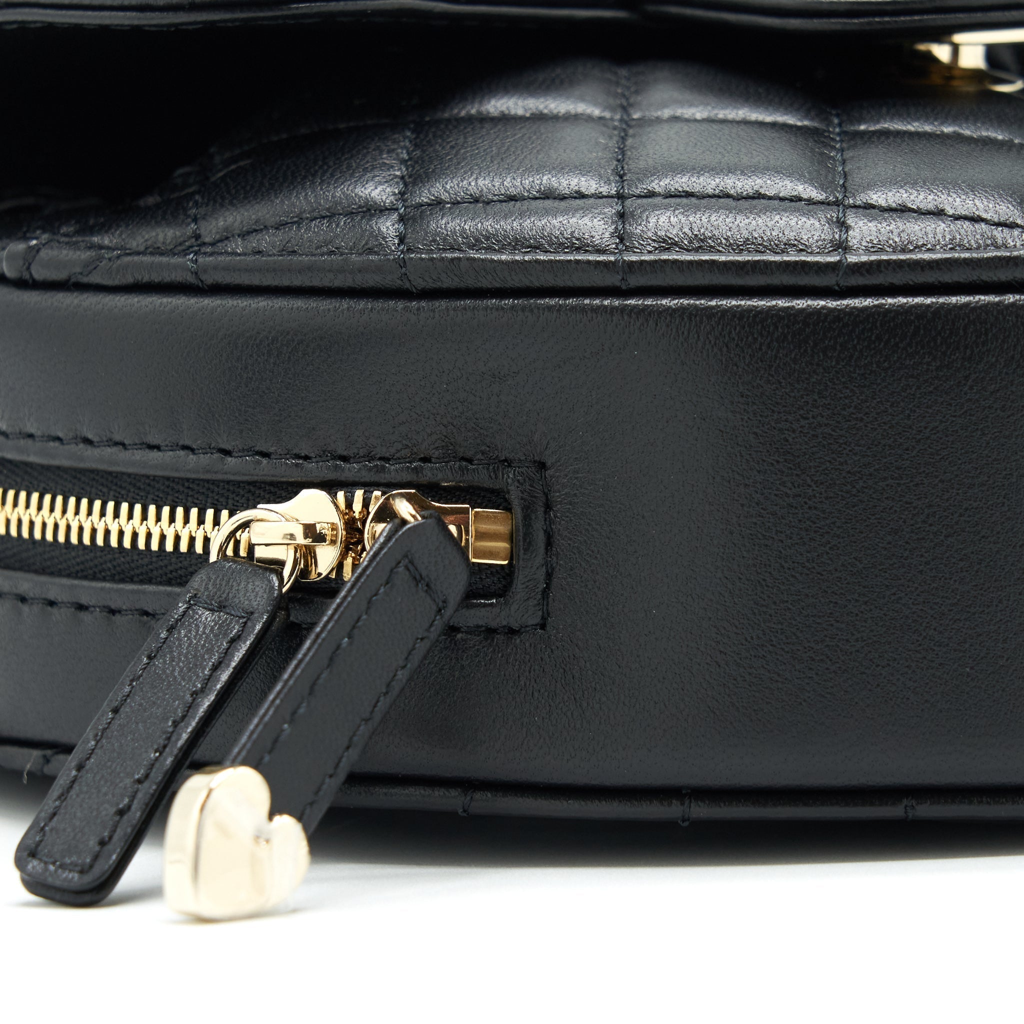 CHANEL 22S HEART BAG LAMBSKIN BLACK LGHW