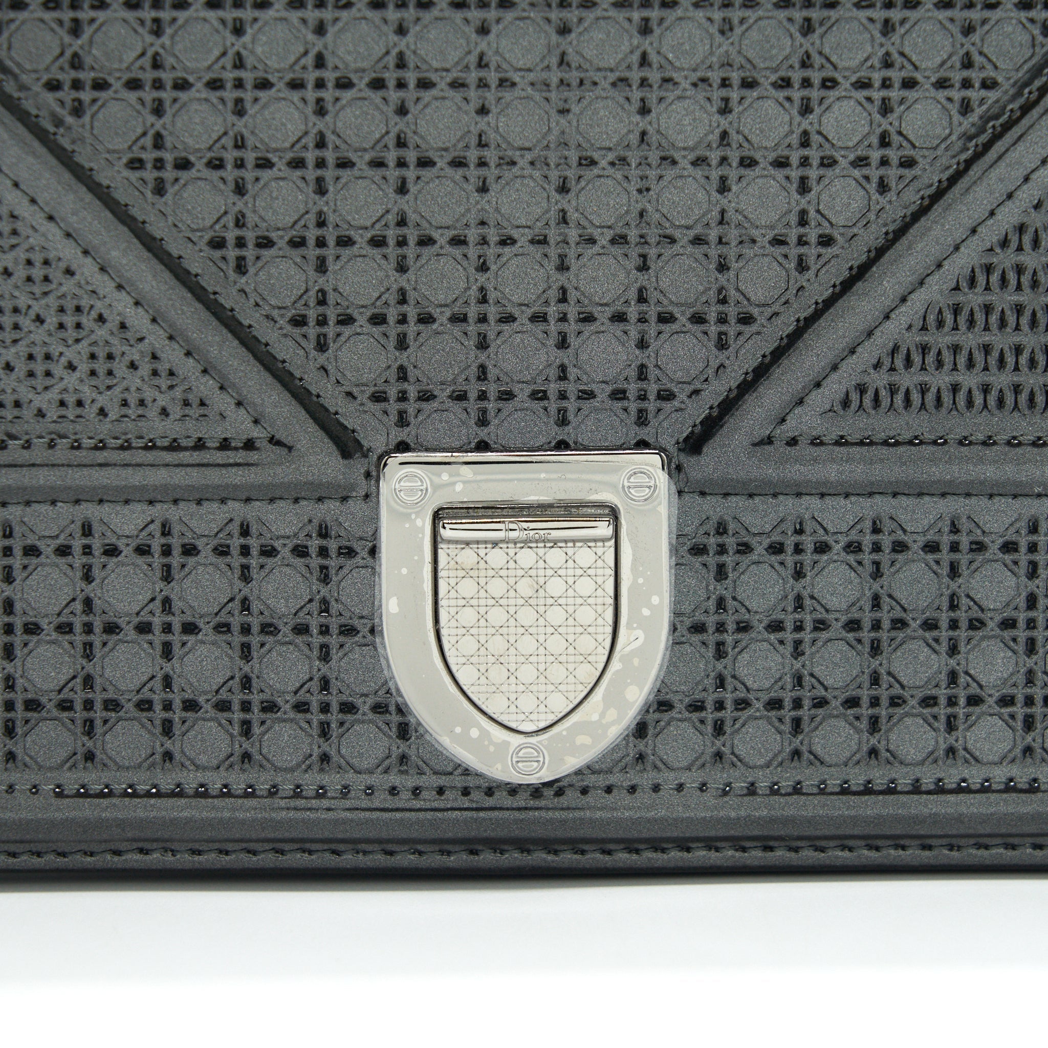 DIOR DIORAMA WALLET ON CHAIN METALLIC BLACK SHW