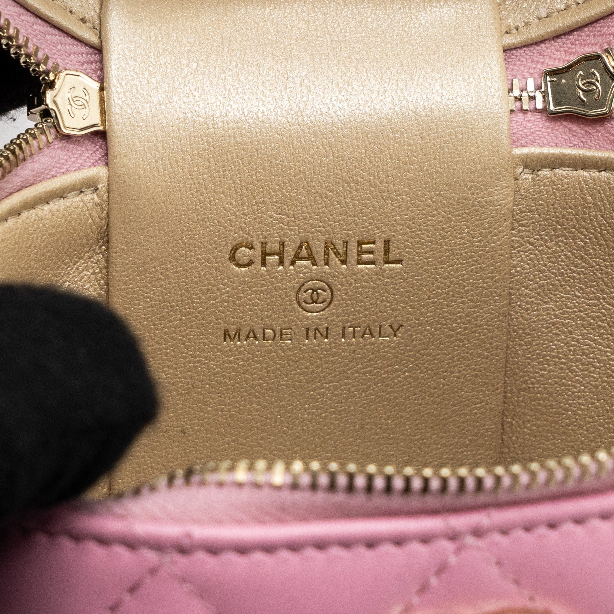 CHANEL TOP HANDLE VANITY CASE LAMBSKIN PINK LGHW
