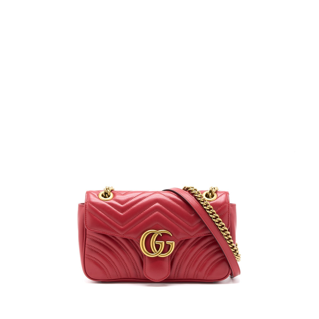 GUCCI SMALL GG MARMONT MATELASSE SHOULDER BAG CALFSKIN RED GHW