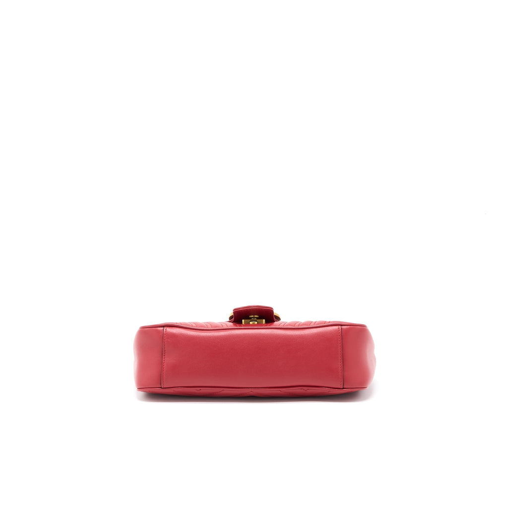 GUCCI SMALL GG MARMONT MATELASSE SHOULDER BAG CALFSKIN RED GHW