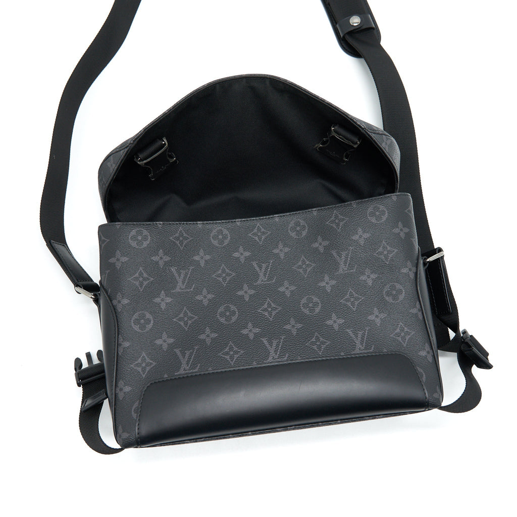 LOUIS VUITTON MESSENGER PM VOYAGER MONOGRAM