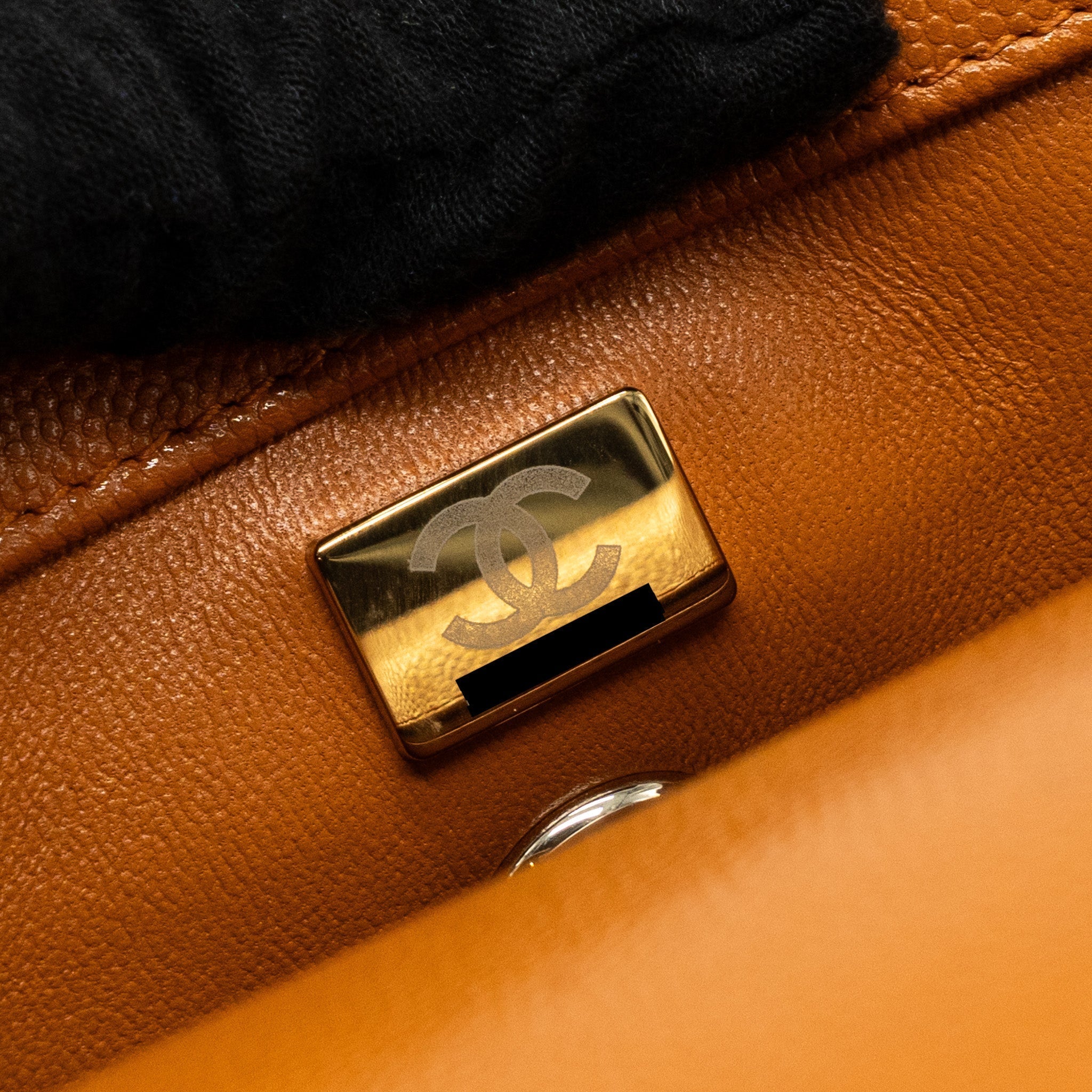 CHANEL SMALL COCO HANDLE CAVIAR CARAMEL GHW (MICROCHIP)