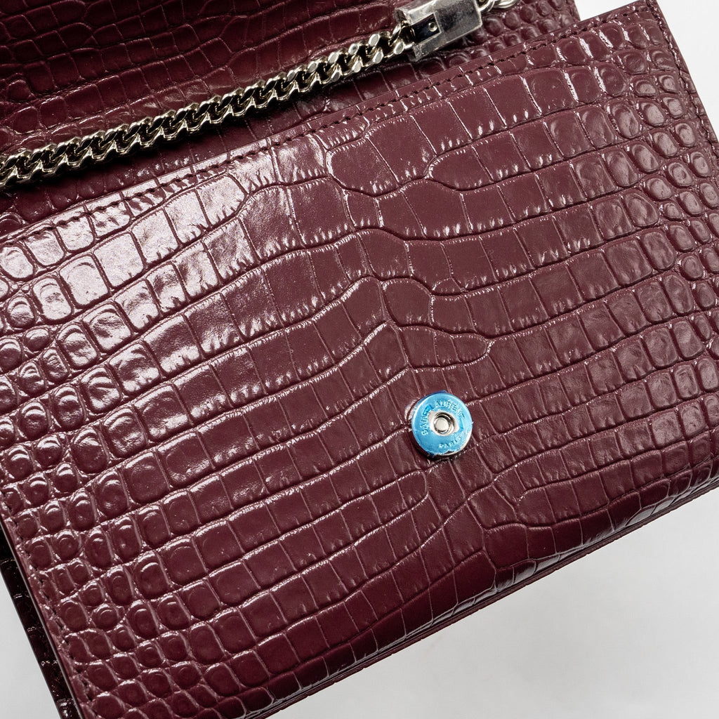SAINT LAURENT/YSL KATE BAG CROC EMBOSSED CALFSKIN BURGUNDY SHW
