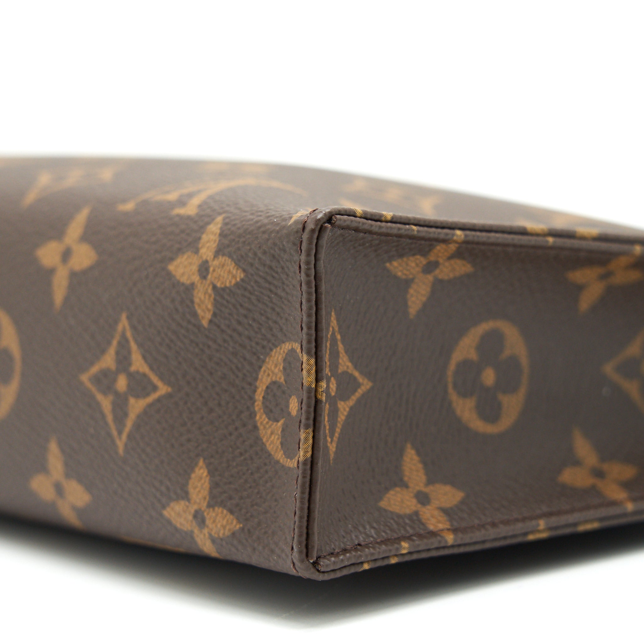 LOUIS VUITTON TOILETRY POCHETTE 26 MONOGRAM CANVAS