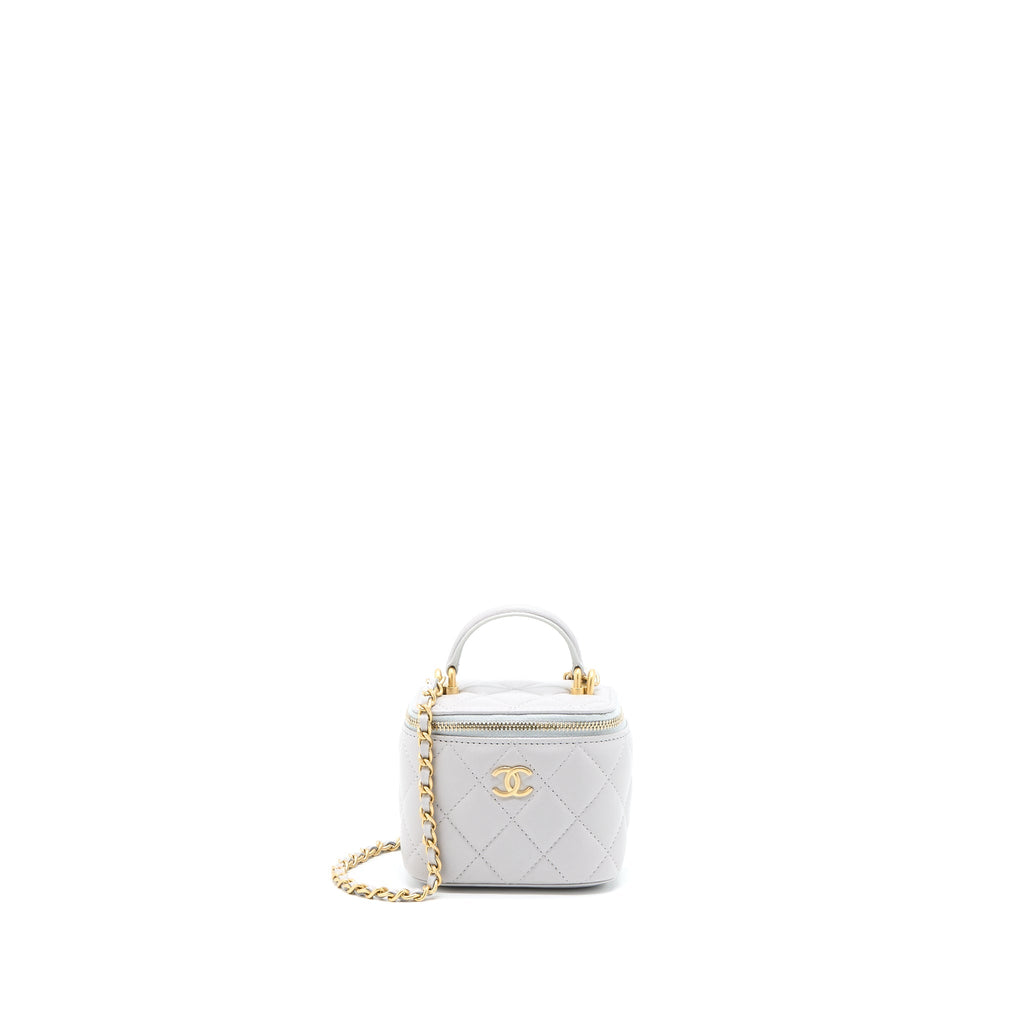 CHANEL 21A TOP HANDLE MINI VANITY WITH CHAIN LAMBSKIN LIGHT GREY GHW
