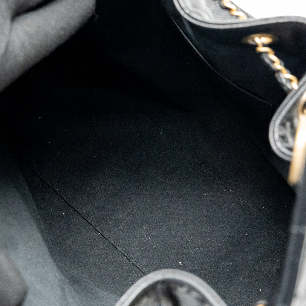 Chanel Medium 25 Bag Caviar Black GHW (Microchip)