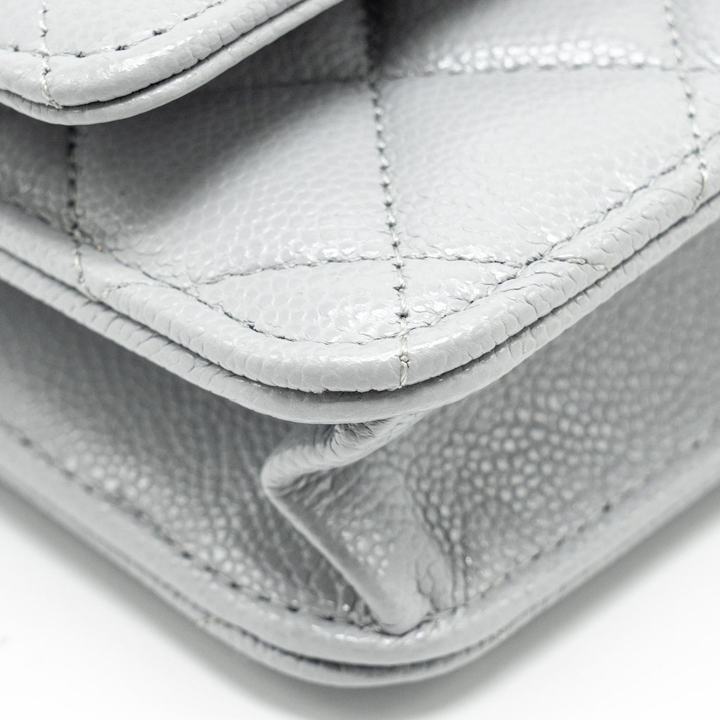 CHANEL CLASSIC WALLET ON CHAIN CAVIAR LIGHT GREY LGHW (MICROCHIP)