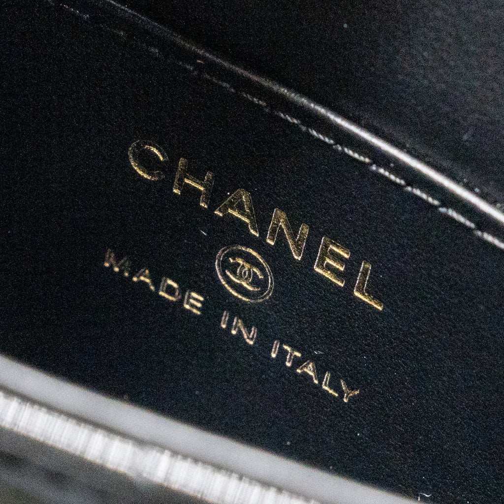 CHANEL 23K HOOP BAG PATENT BLACK GHW (MICROCHIP)