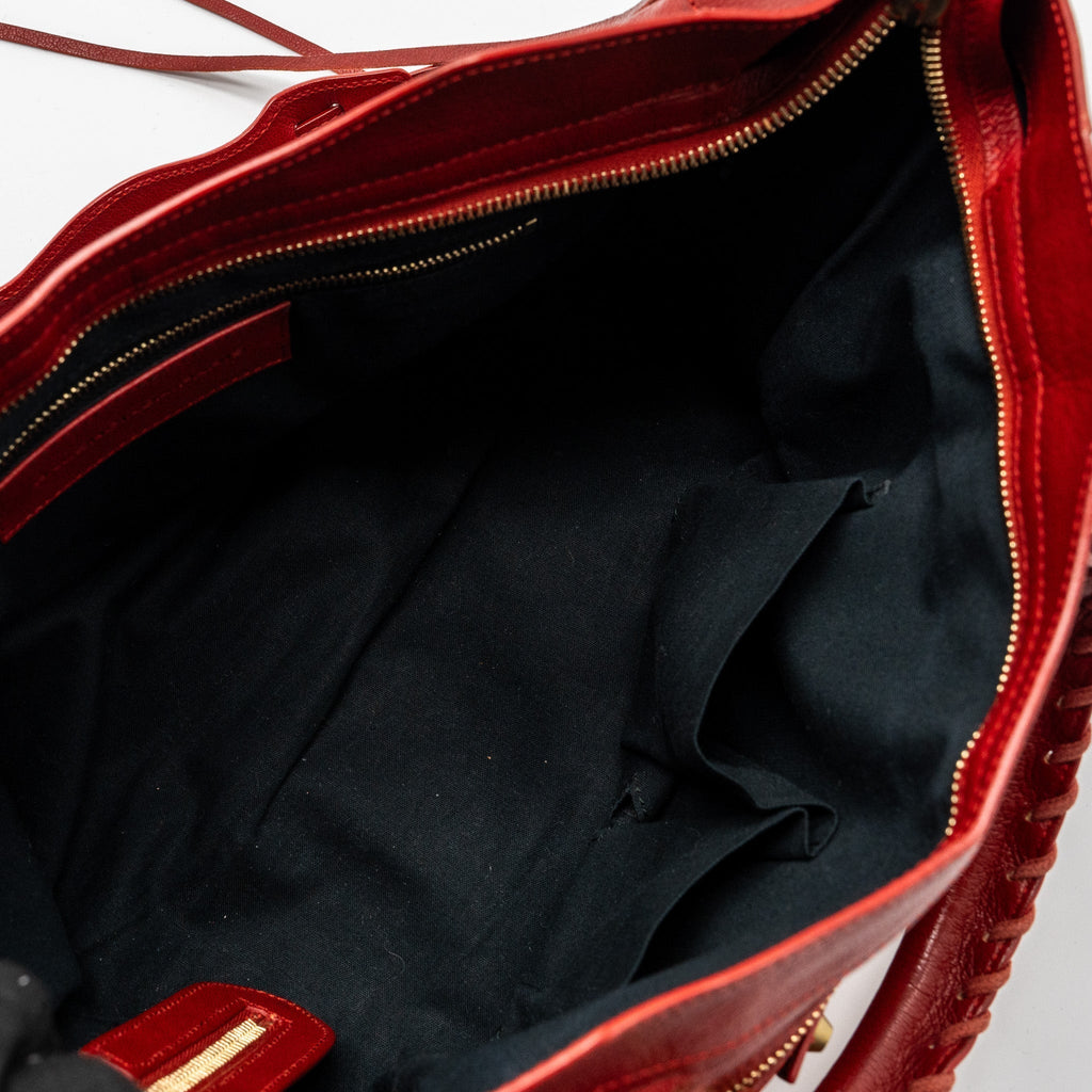 BALENCIAGA CITY BAG LEATHER RED LGHW
