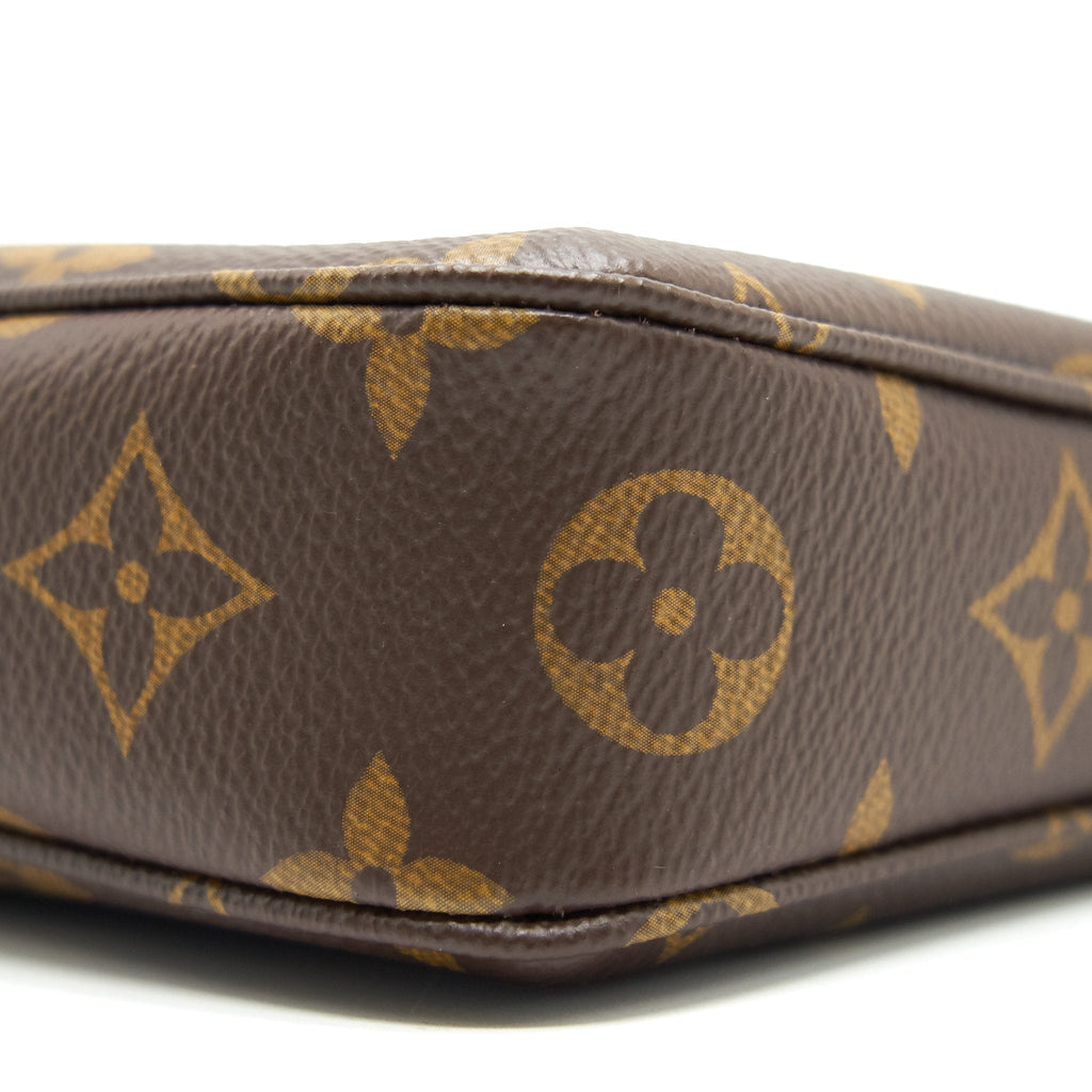 LOUIS VUITTON POCHETTE ACCESSORIES MONOGRAM CANVAS