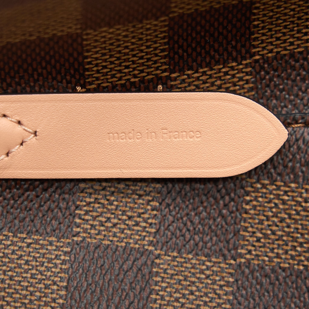 LOUIS VUITTON NEONOE EAMIER EBENE CANVAS
