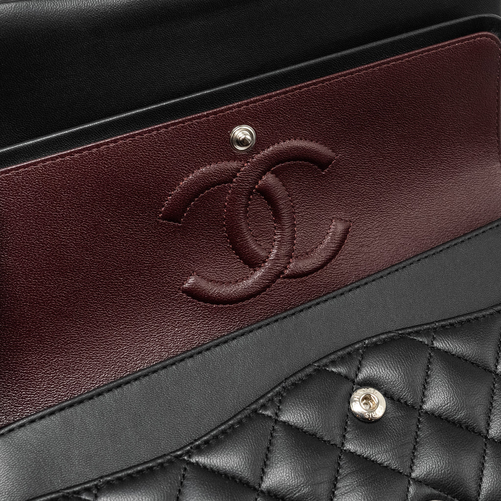 CHANEL MEDIUM CLASSIC DOUBLE FLAP BAG LAMBSKIN BLACK SHW (MICROCHIP)