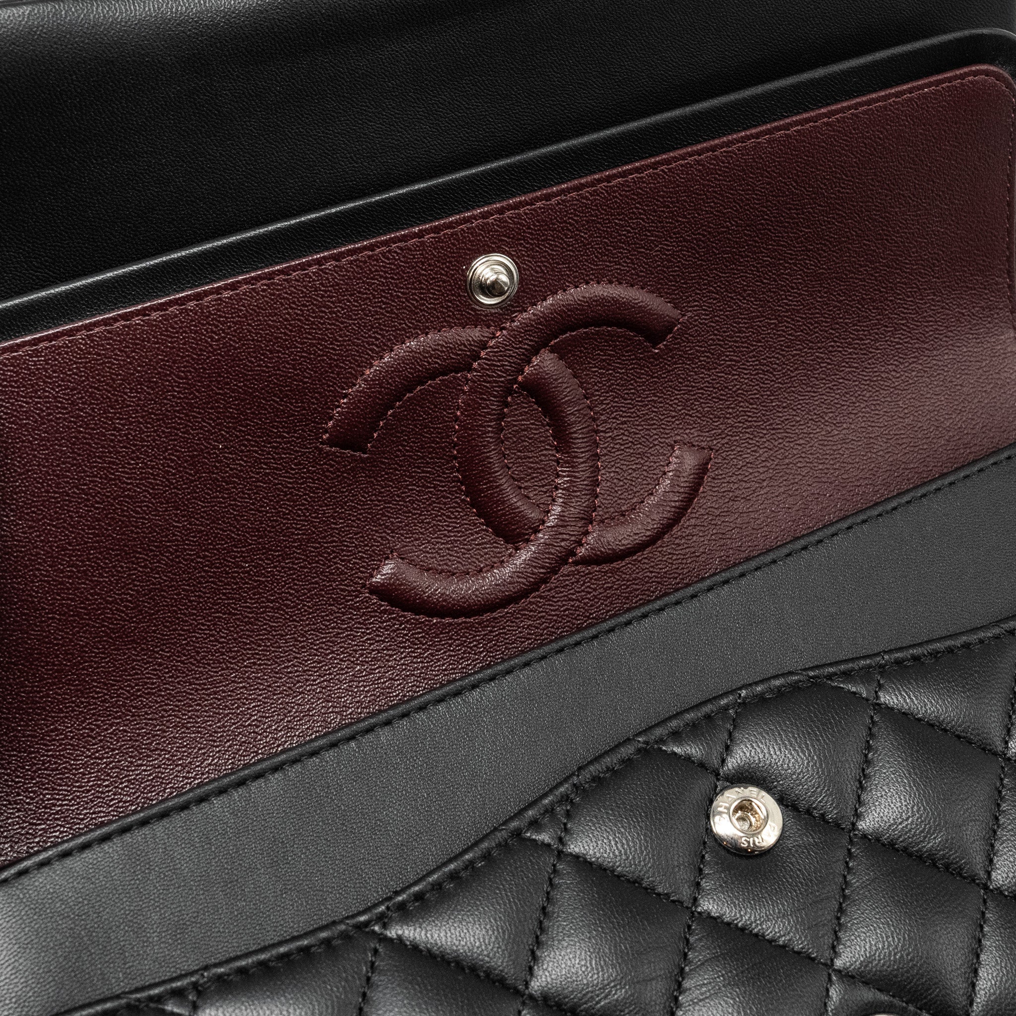 CHANEL MEDIUM CLASSIC DOUBLE FLAP BAG LAMBSKIN BLACK SHW (MICROCHIP)