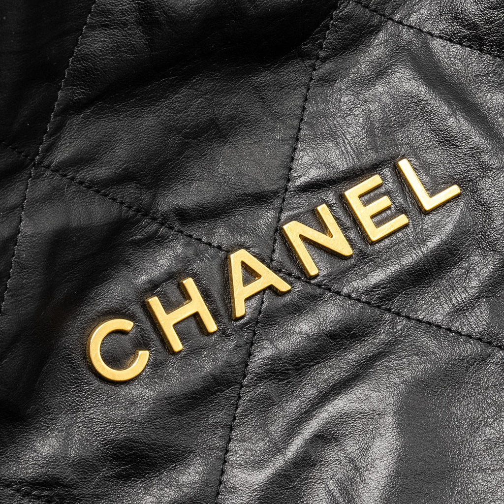 CHANEL 23A MEDIUM 22 BAG CALFSKIN BLACK GHW (MICROCHIP)