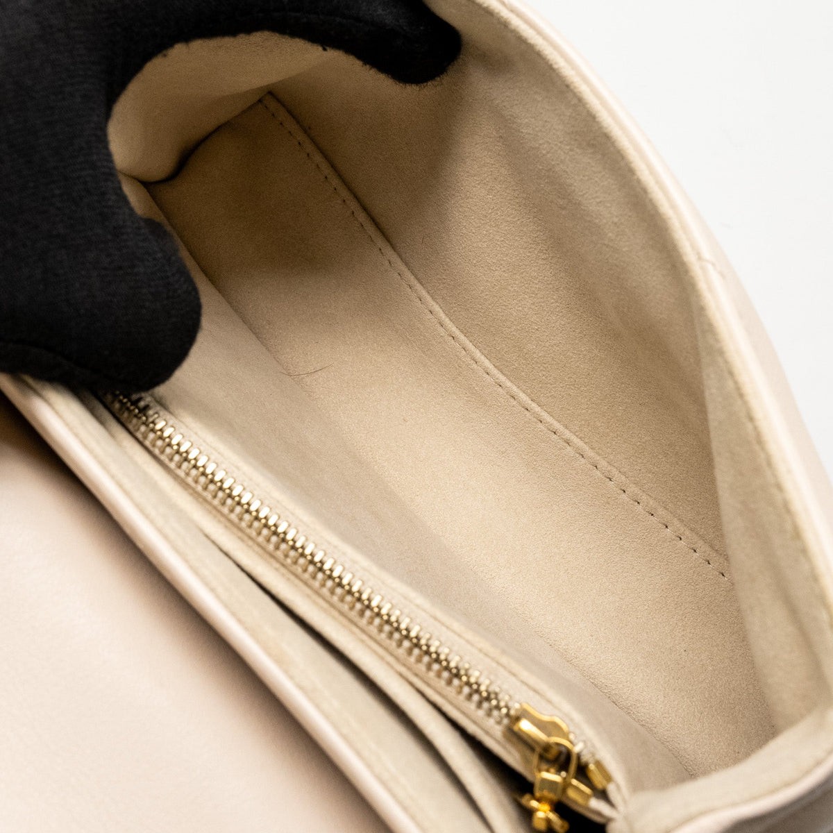 LOUIS VUITTON HOLD ME NEW WAVE BAG CALFSKIN IVORY GHW