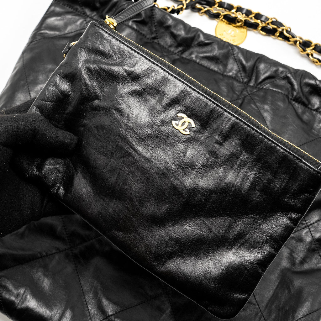 CHANEL 23A MEDIUM 22 BAG CALFSKIN BLACK GHW (MICROCHIP)