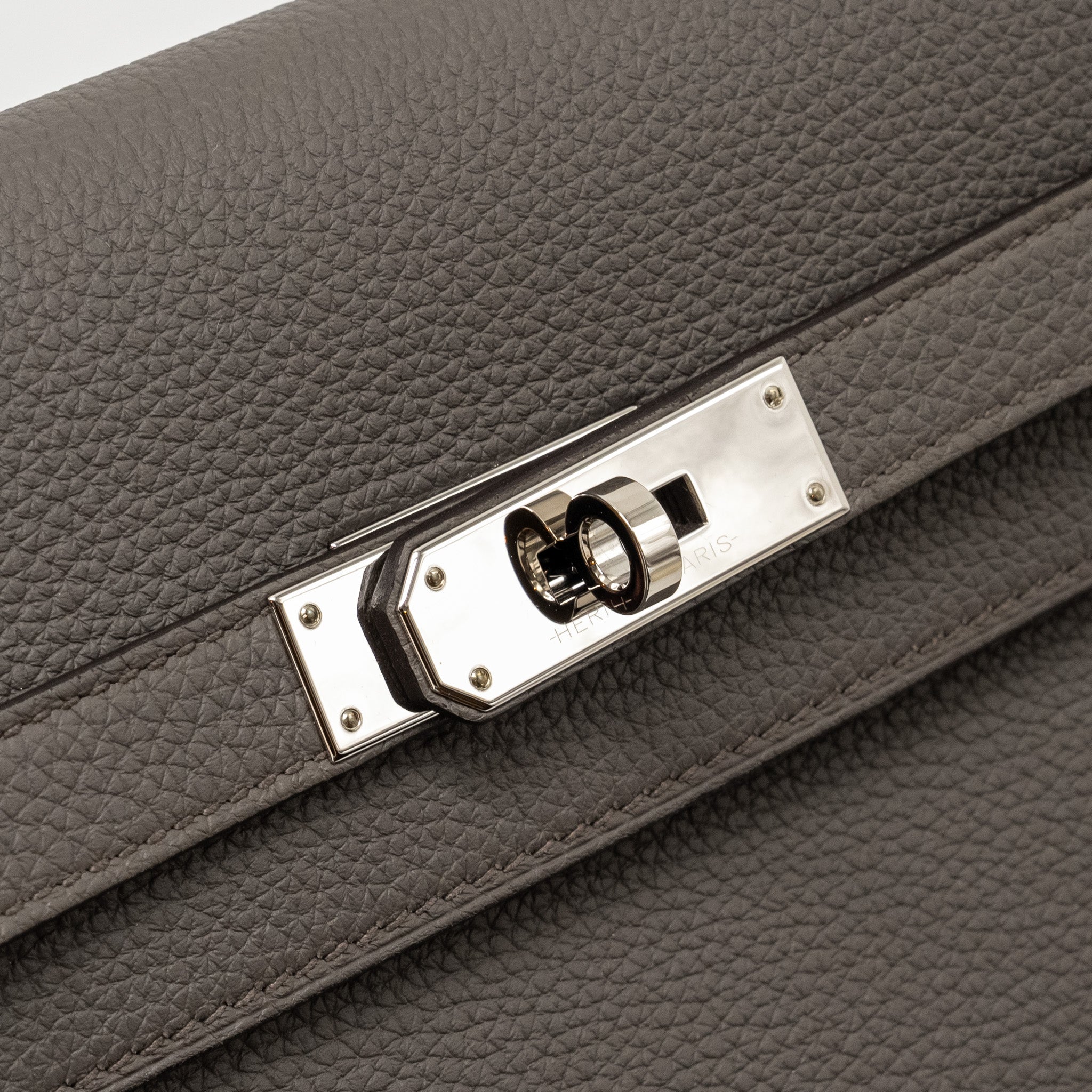 HERMES POCHETTE KELLY DEPECHES 25 TOGO GRIS ETAIN SHW