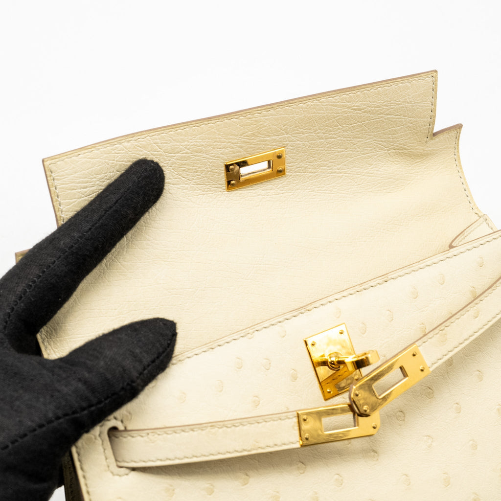 HERMES KELLY POCHETTE OSTRICH BETON GHW