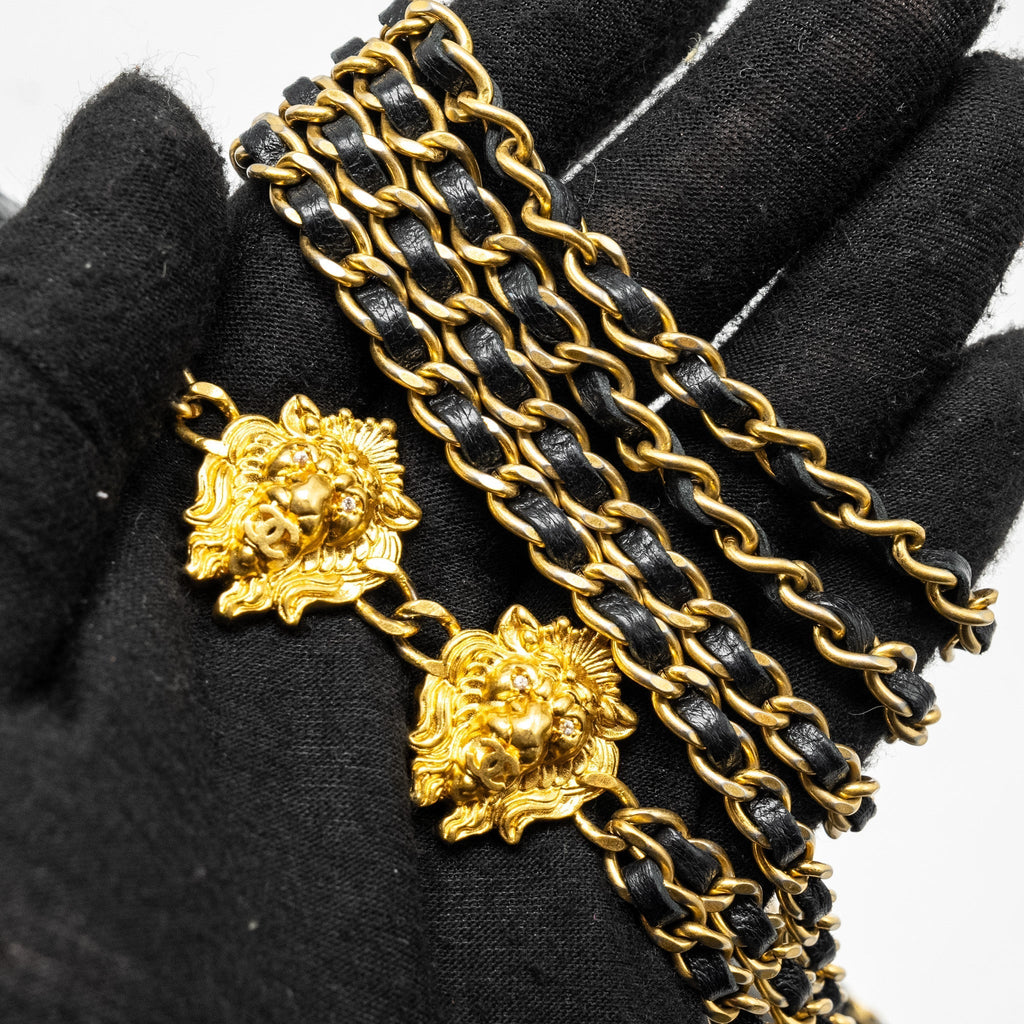 CHANEL 23A LION CHARMS WALLET ON CHAIN LAMBSKIN BLACK GHW (MICROCHIP)