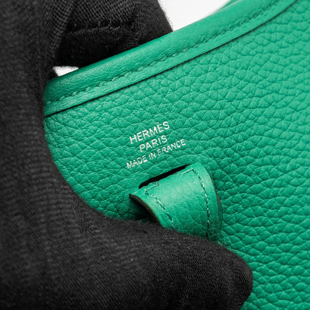 HERMES MINI EVELYNE TAURILLON MAURICE VERT JADE SHW