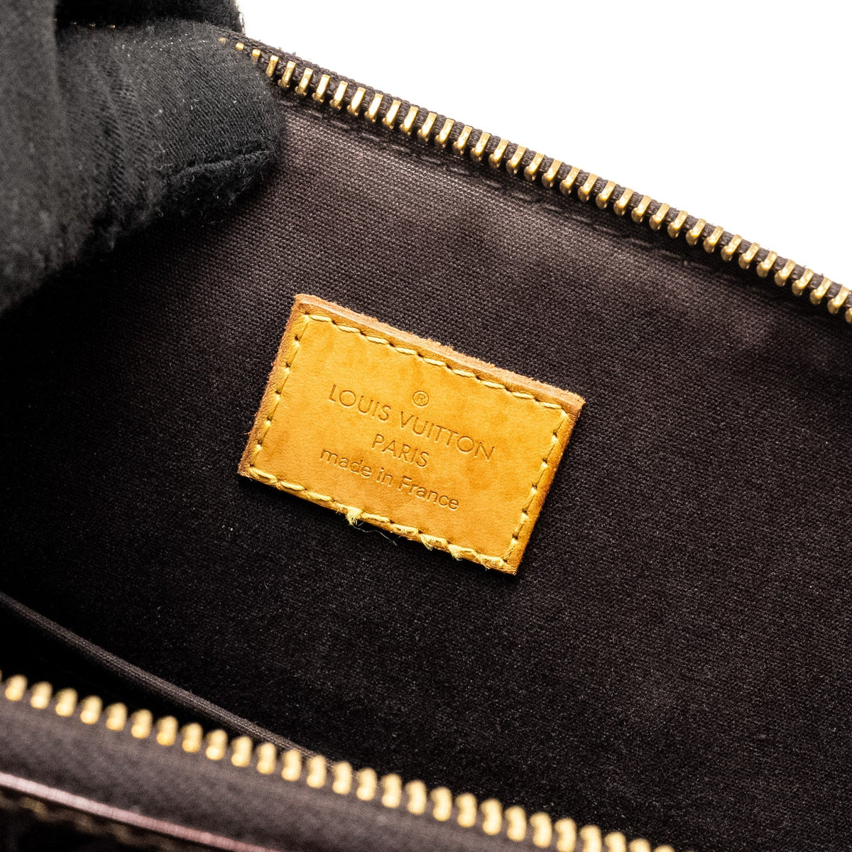 LOUIS VUITTON VERNIS BELLEVUE BAG PATENT AMARANTE GHW
