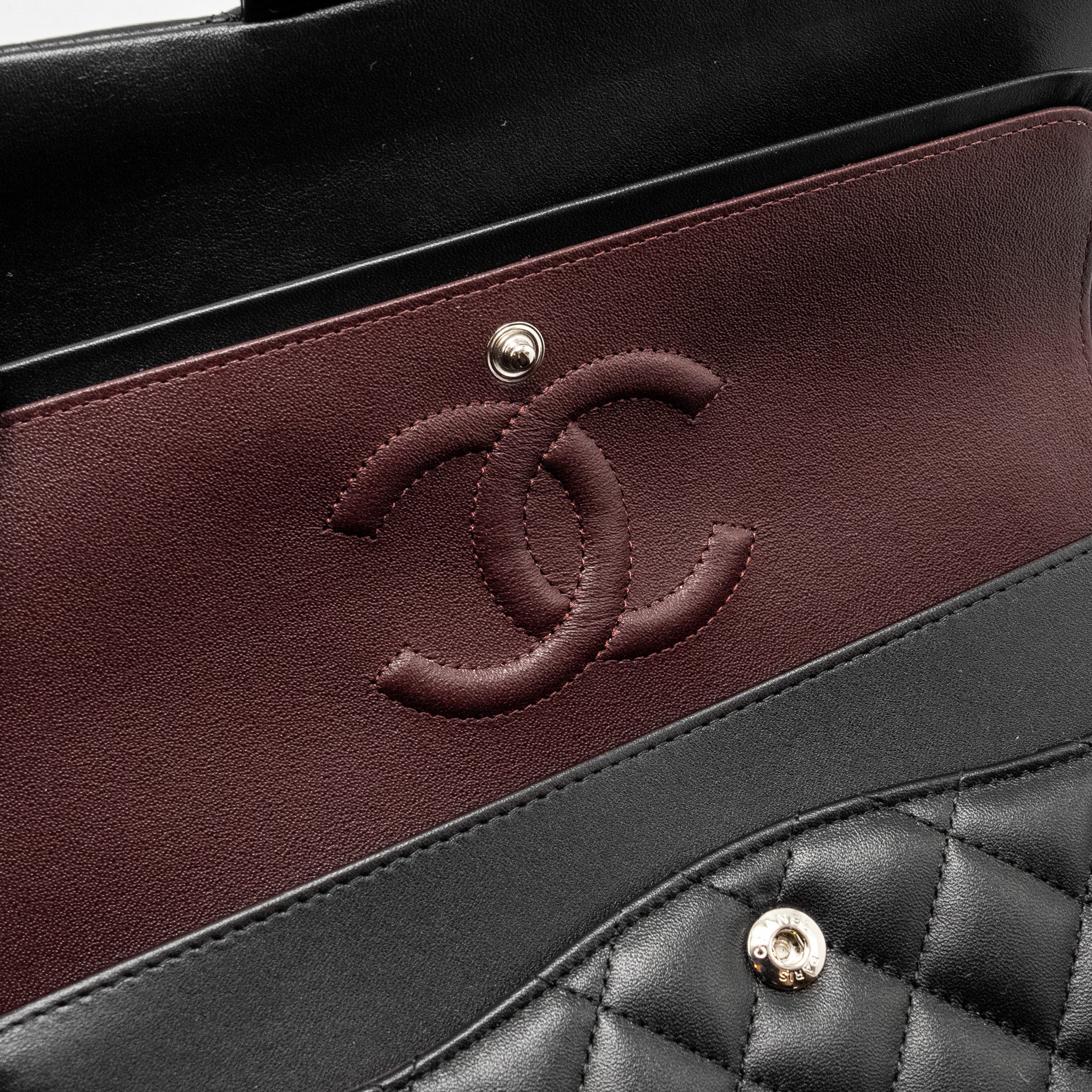 CHANEL MEDIUM CLASSIC DOUBLE FLAP BAG LAMBSKIN BLACK SHW (MICROCHIP)