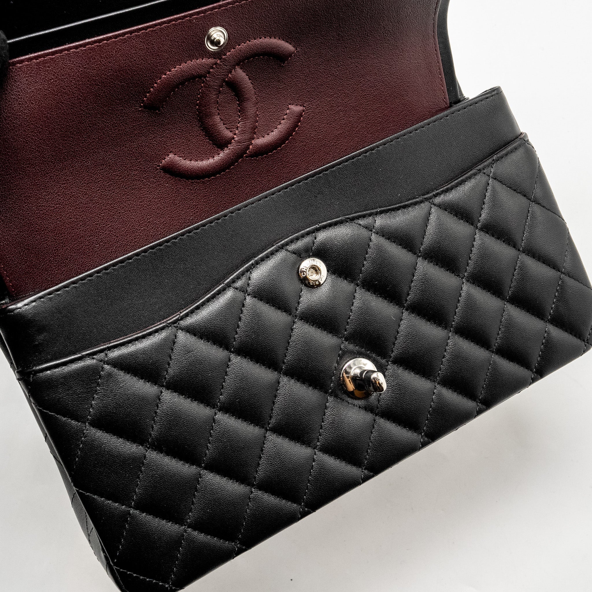 CHANEL MEDIUM CLASSIC DOUBLE FLAP BAG LAMBSKIN BLACK SHW (MICROCHIP)