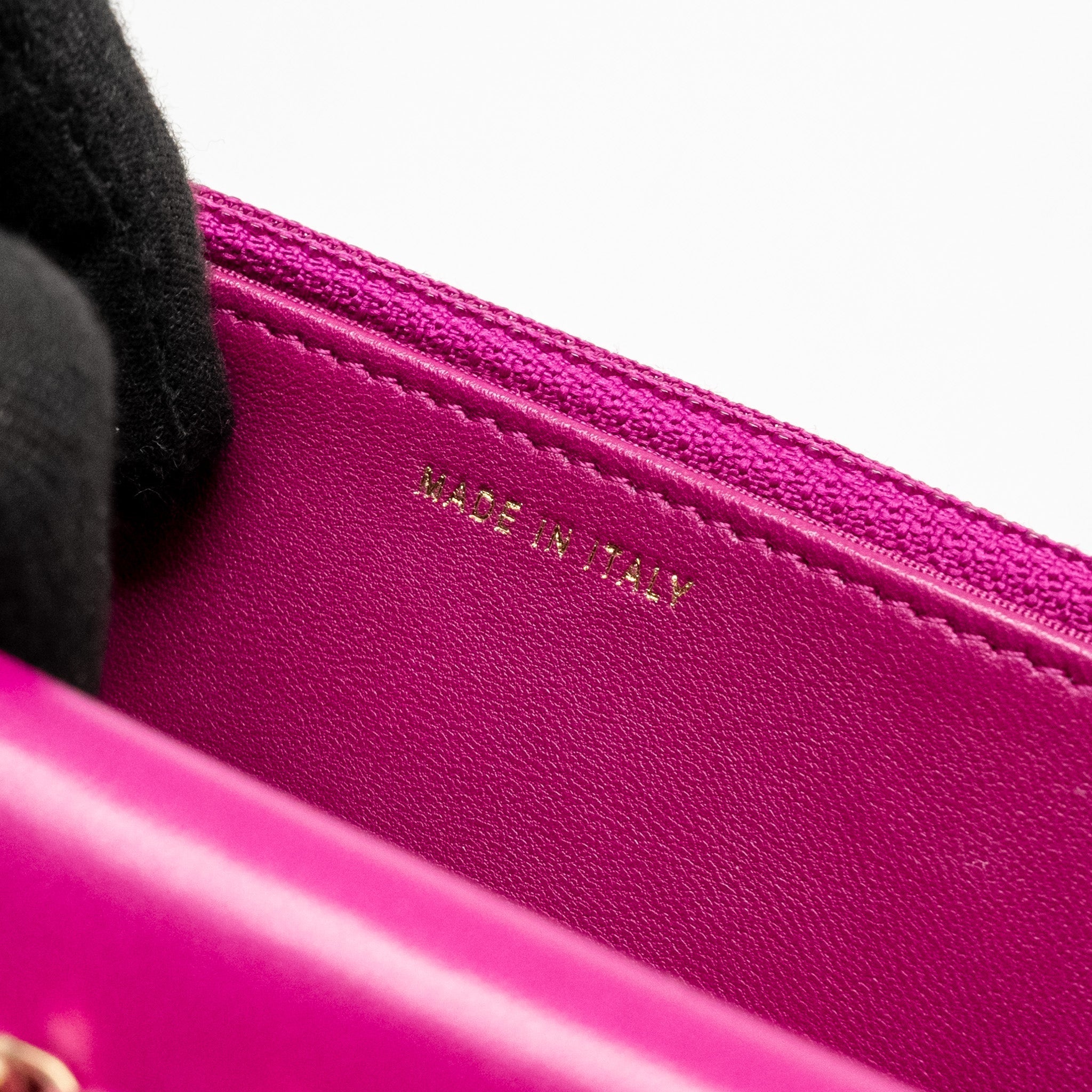 CHANEL TRENDY CC WALLET ON CHAIN LAMBSKIN FUCHSIA GHW