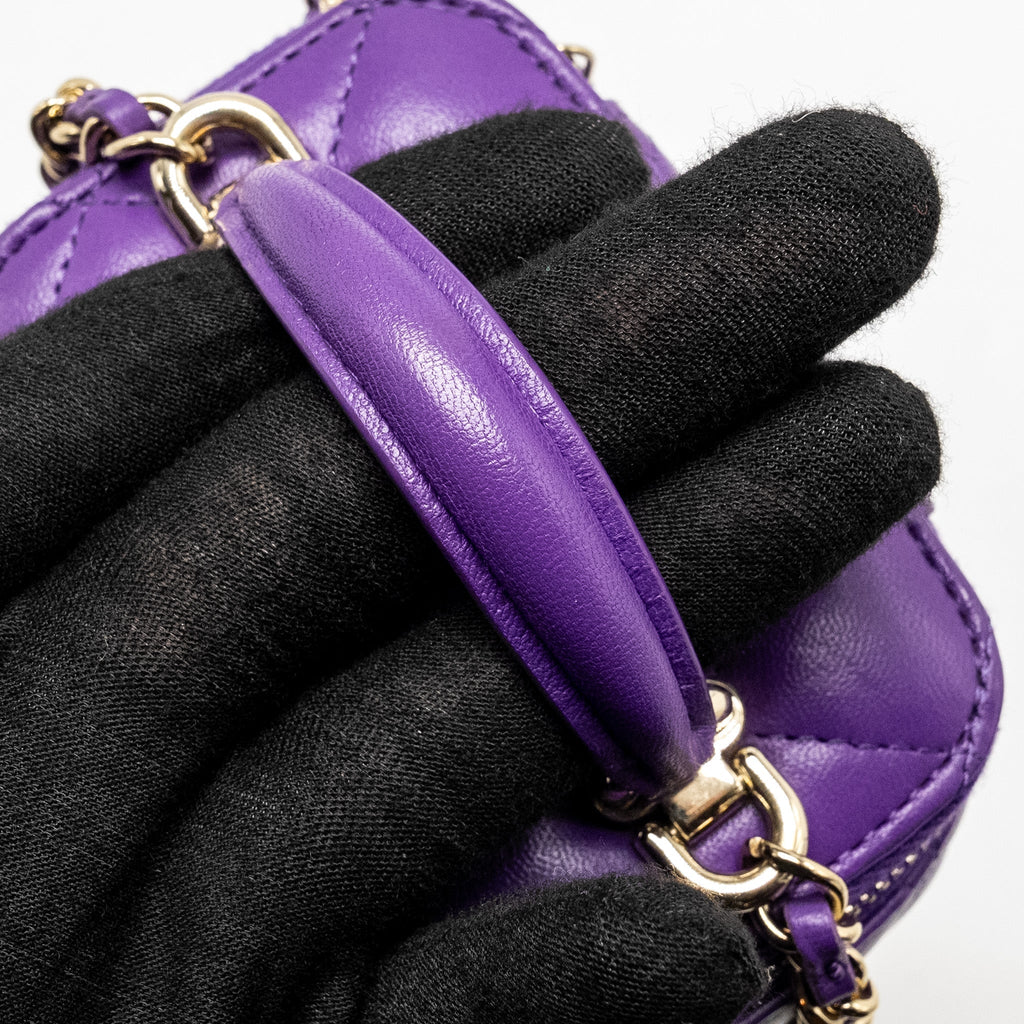 CHANEL 22A MINI VANITY CASE LAMBSKIN PURPLE LGHW (MICROCHIP)