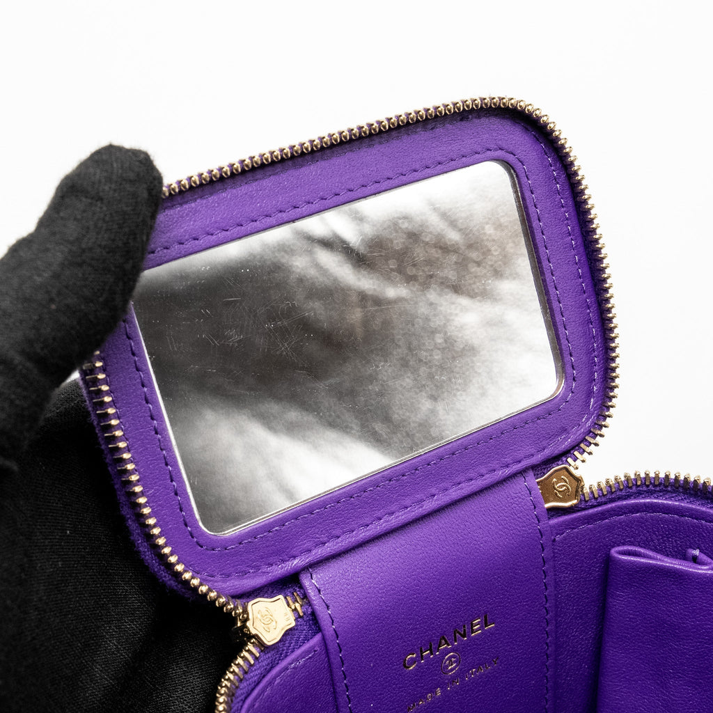 CHANEL 22A MINI VANITY CASE LAMBSKIN PURPLE LGHW (MICROCHIP)