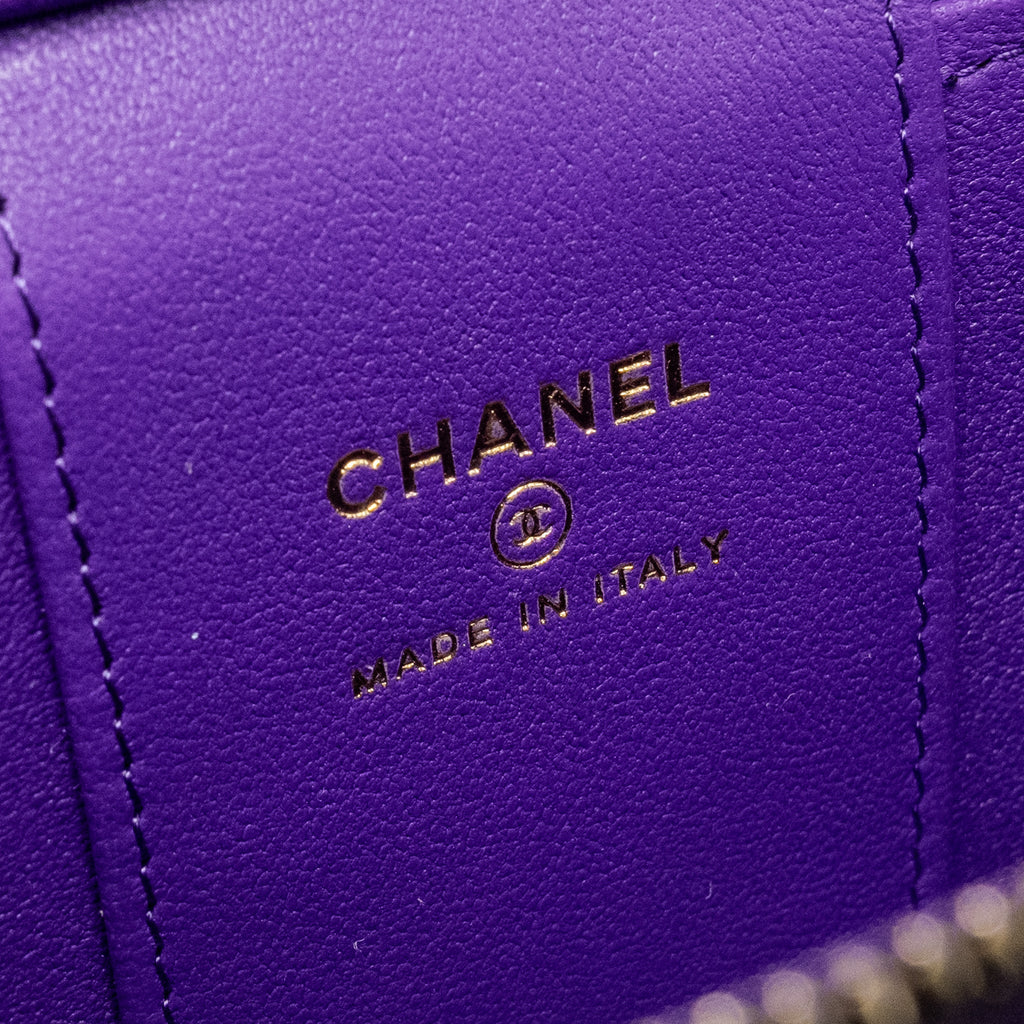 CHANEL 22A MINI VANITY CASE LAMBSKIN PURPLE LGHW (MICROCHIP)
