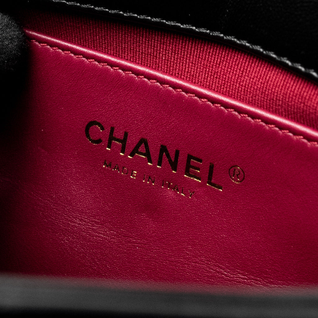 CHANEL 22B MINI FLAPBAG LAMBSKIN BLACK GHW (MICROCHIP)