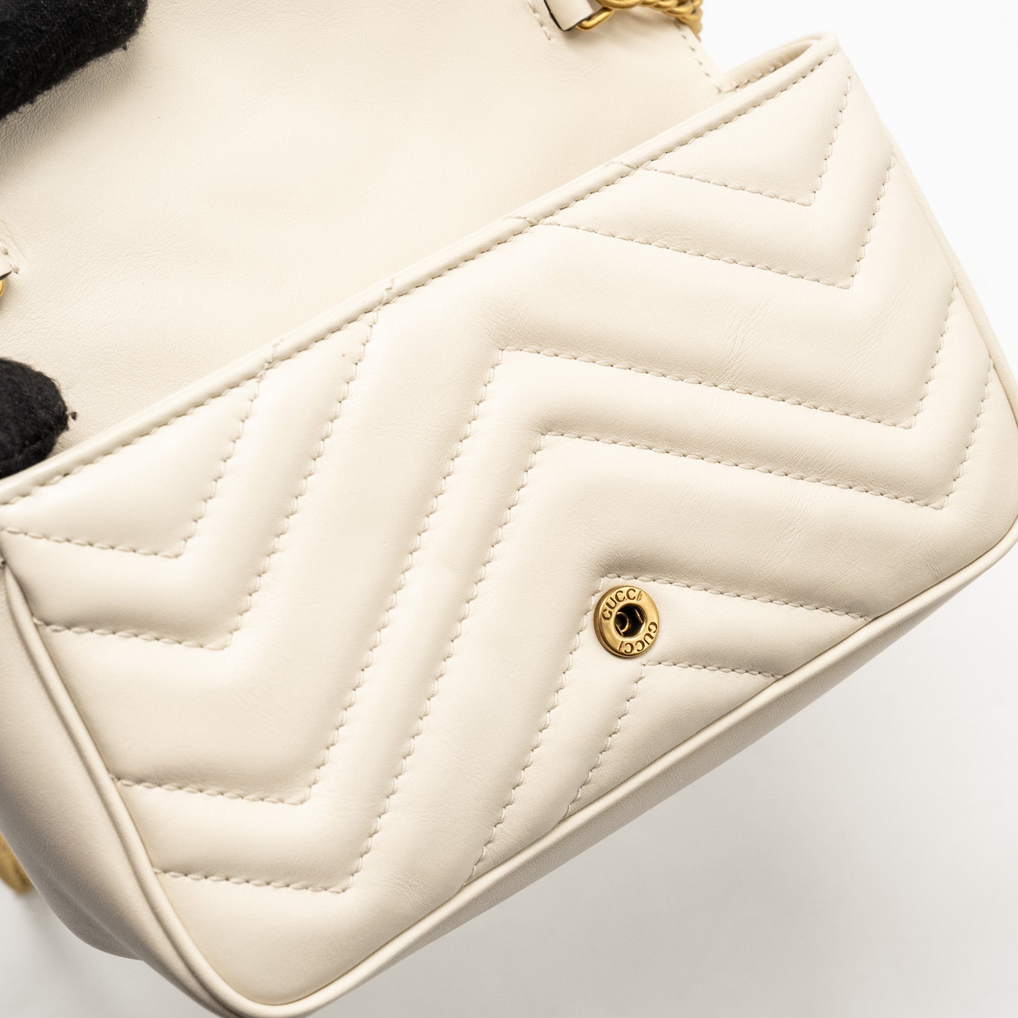 GUCCI GG MARMONT SUPER MINI CALFSKIN WHITE GHW
