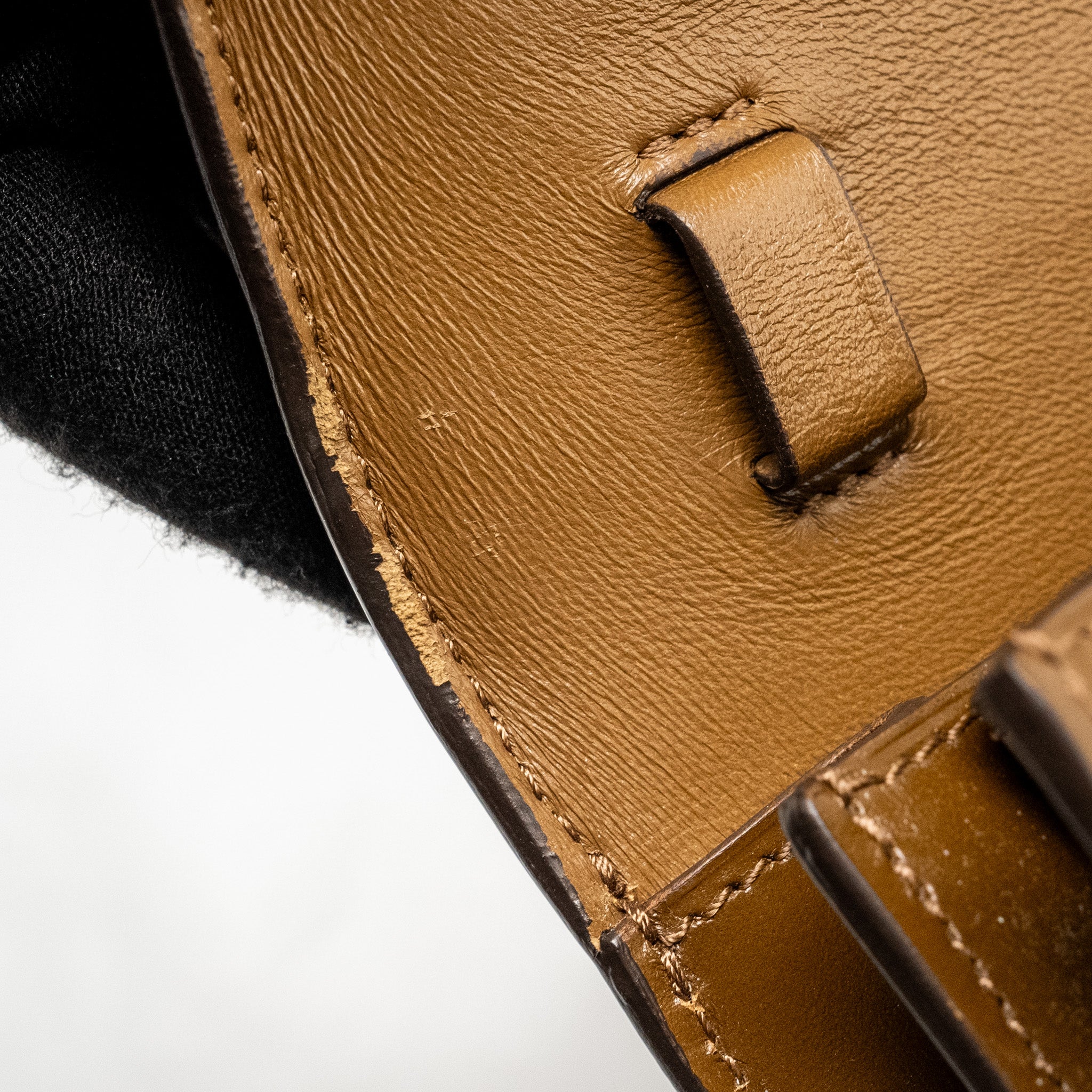 CELINE TEEN CLASSIC BOX BAG CALFSKIN CAMEL GHW