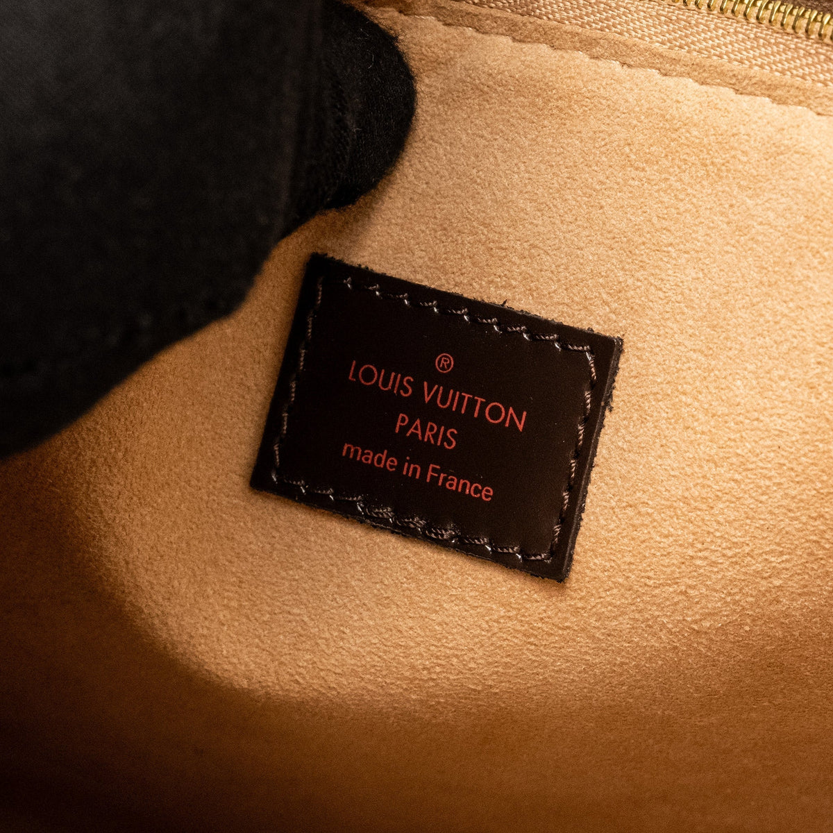 LOUIS VUITTON KENSINGTON DAMIER EBENE CANVAS GHW